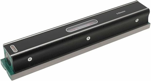 Precision Engineers&rsquo; Spirit Level &ndash; 300 mm