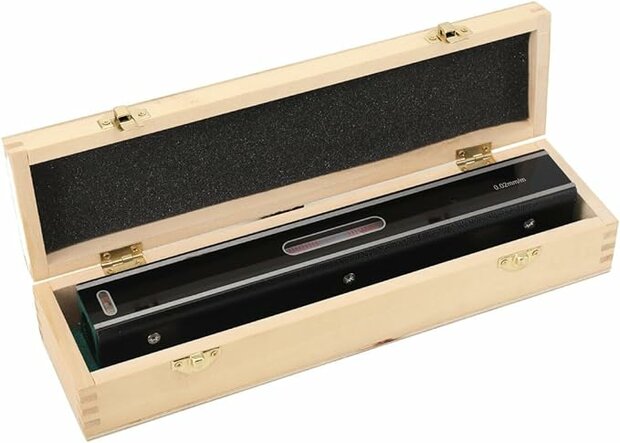 Precision Engineers&rsquo; Spirit Level &ndash; 300 mm